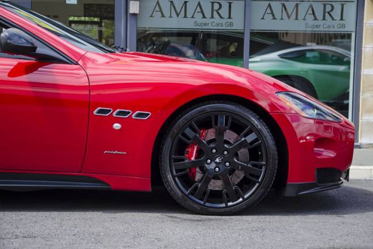 MASERATI GRANTURISMO COUPE V8 S MC Shift