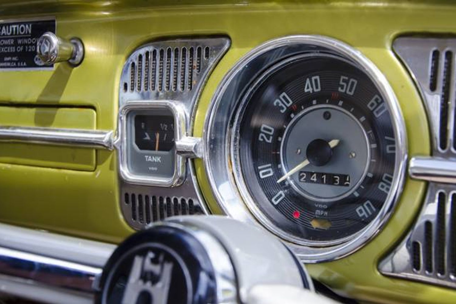VOLKSWAGEN Beetle Cal Look