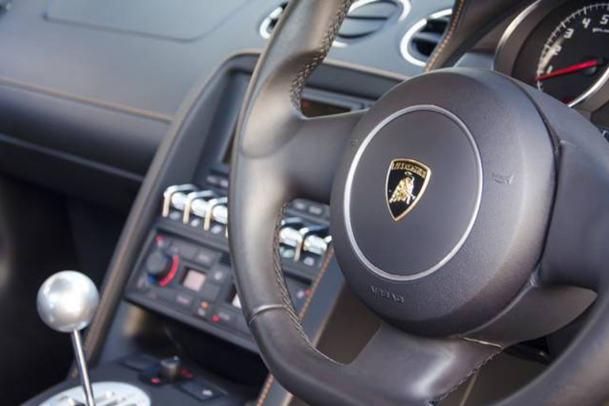 LAMBORGHINI GALLARDO COUPE LP 550-2
