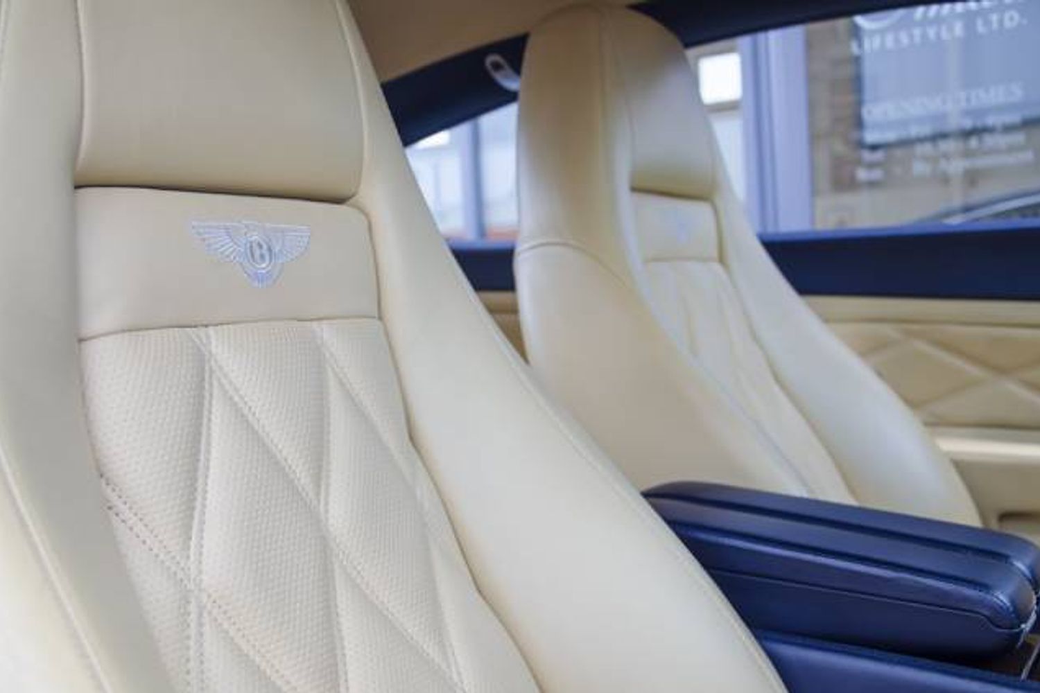 BENTLEY CONTINENTAL GT COUPE 6.0 W12 Auto