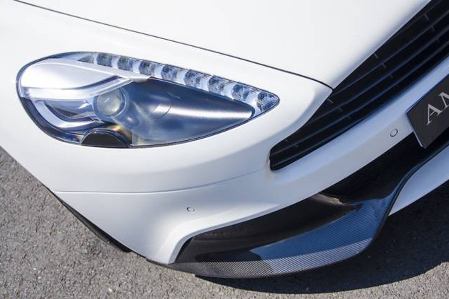ASTON MARTIN VANQUISH COUPE V12 2+2 Touchtronic Auto