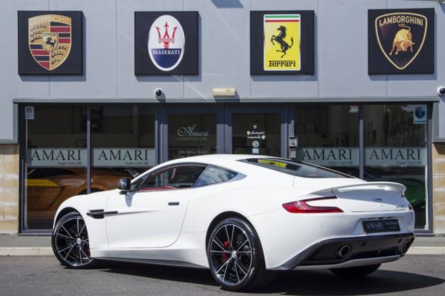 ASTON MARTIN VANQUISH COUPE V12 2+2 Touchtronic Auto