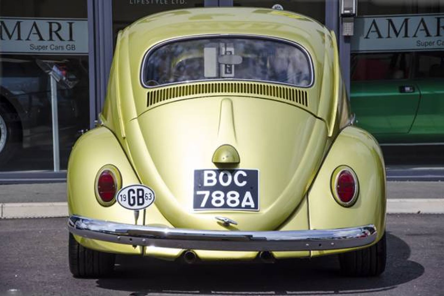 VOLKSWAGEN Beetle Cal Look