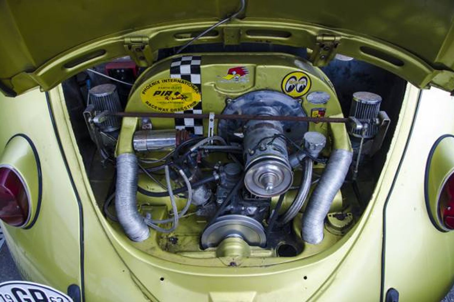 VOLKSWAGEN Beetle Cal Look