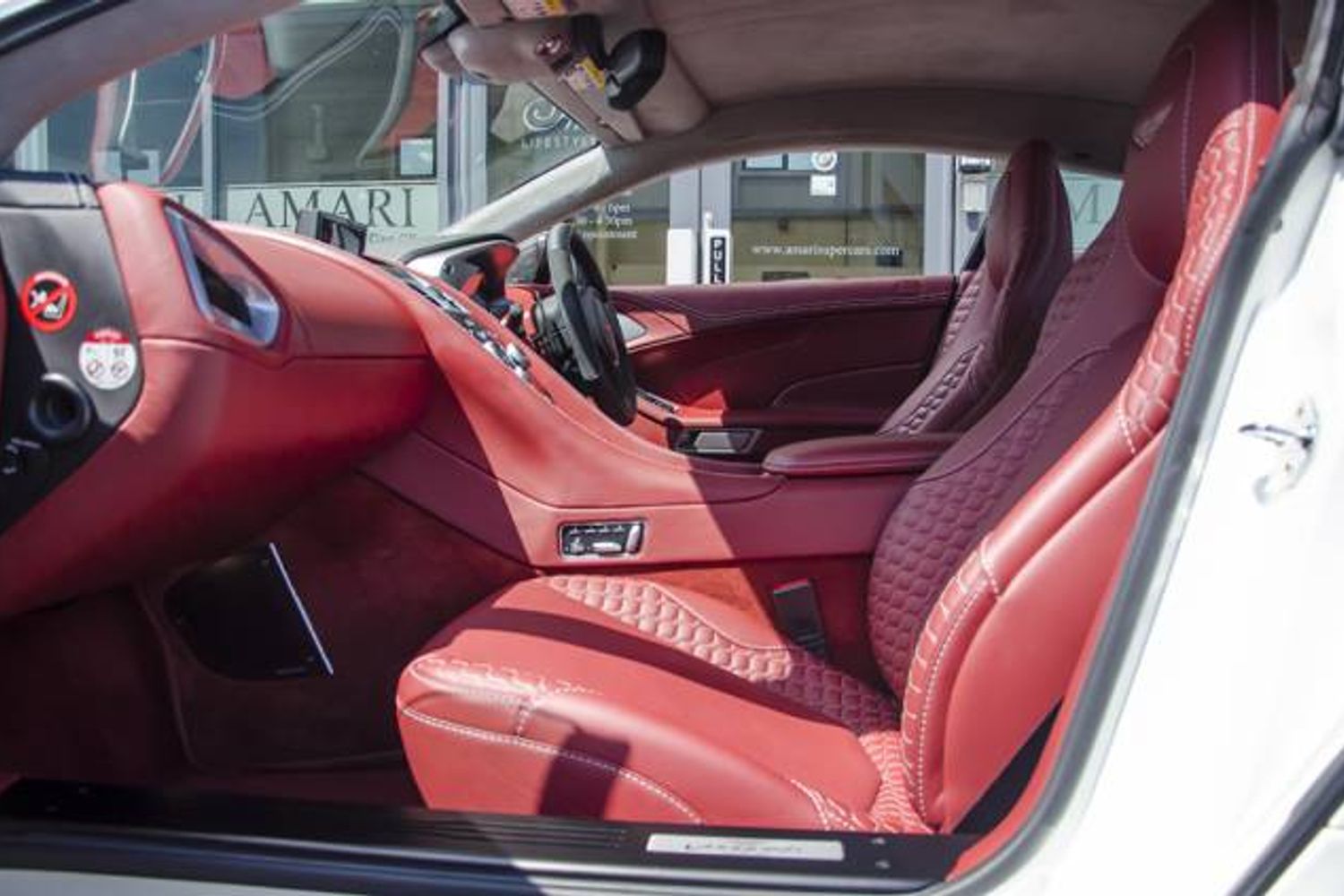 ASTON MARTIN VANQUISH COUPE V12 2+2 Touchtronic Auto