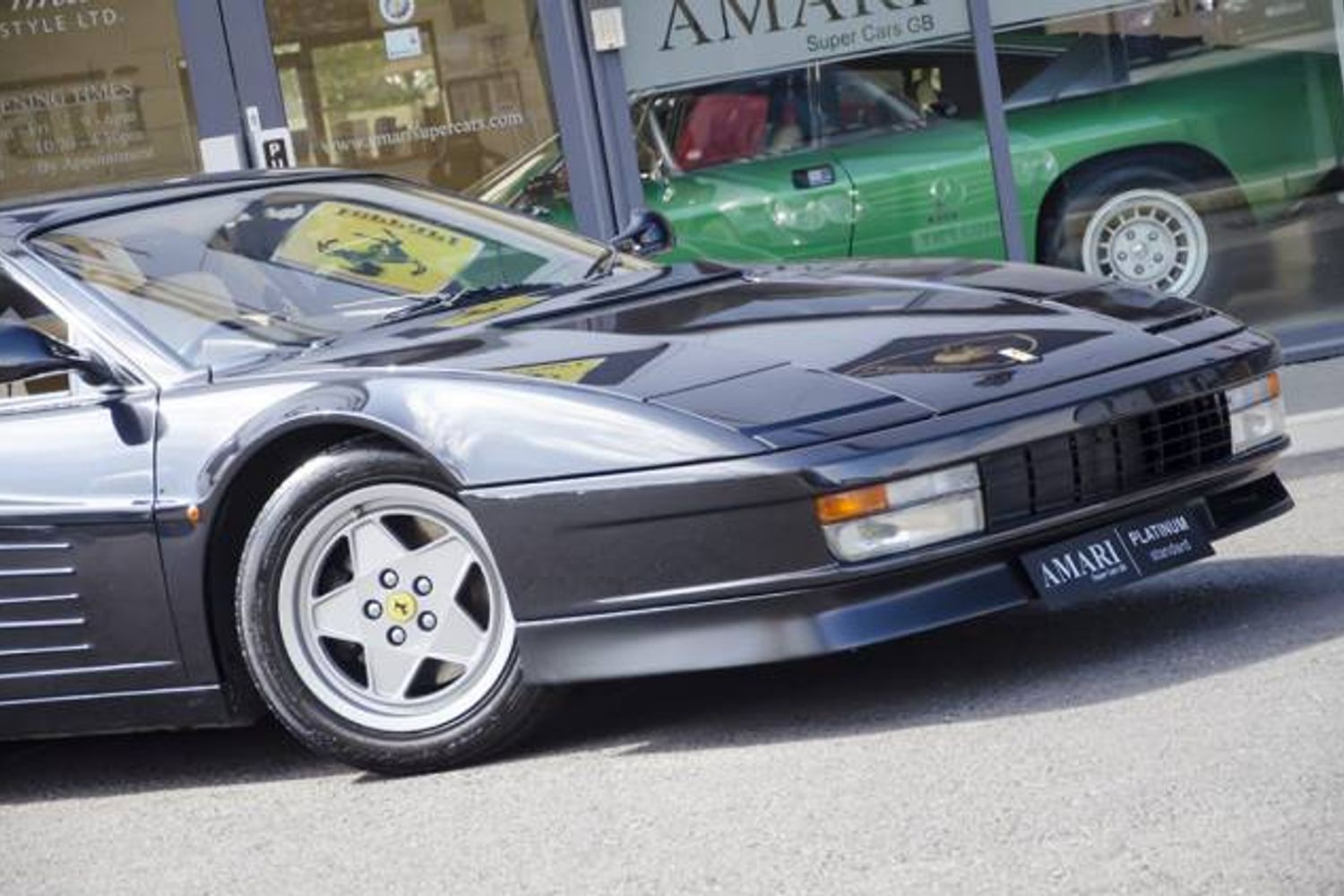 FERRARI TESTAROSSA COUPE 2dr