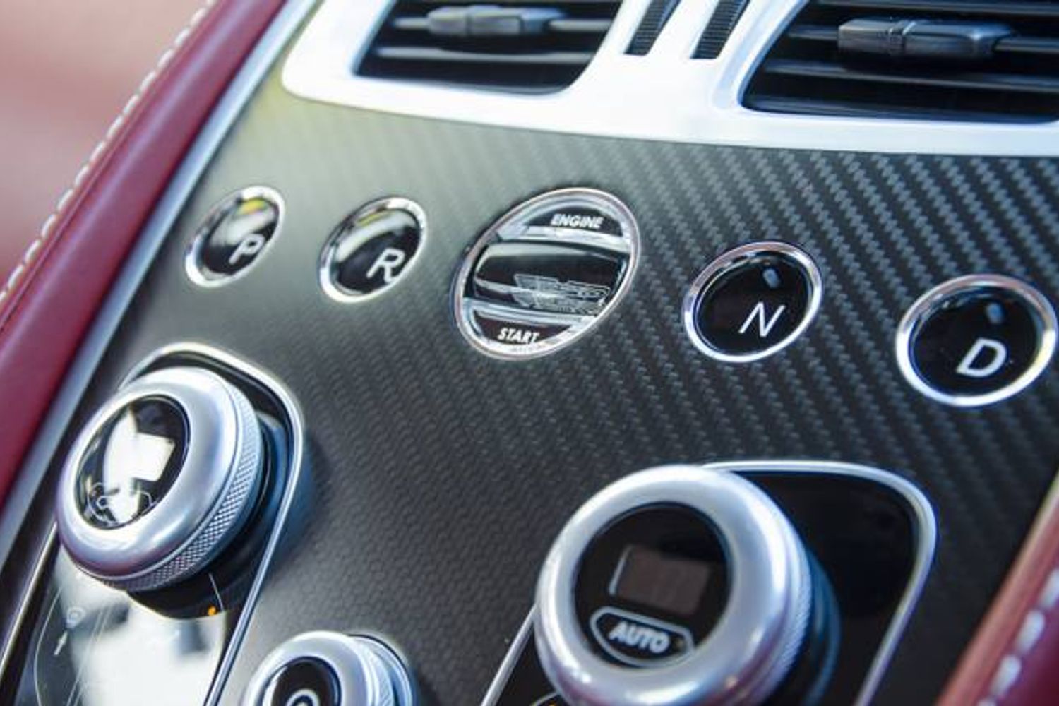 ASTON MARTIN VANQUISH COUPE V12 2+2 Touchtronic Auto