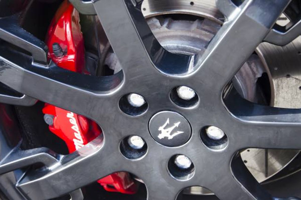 MASERATI GRANTURISMO COUPE V8 S MC Shift