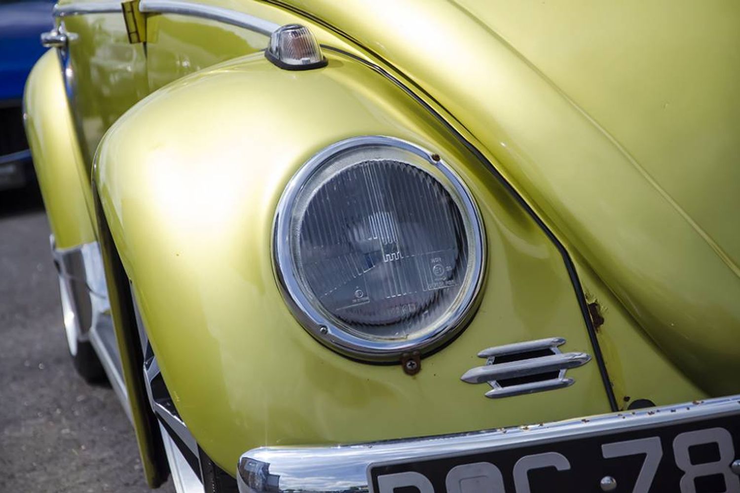 VOLKSWAGEN Beetle Cal Look