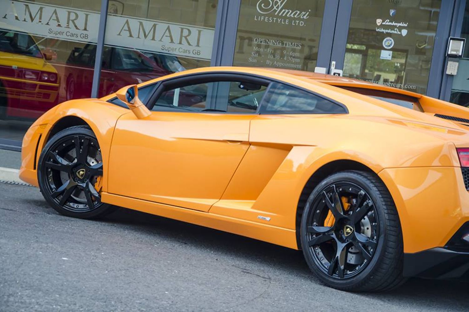 LAMBORGHINI GALLARDO COUPE LP 550-2