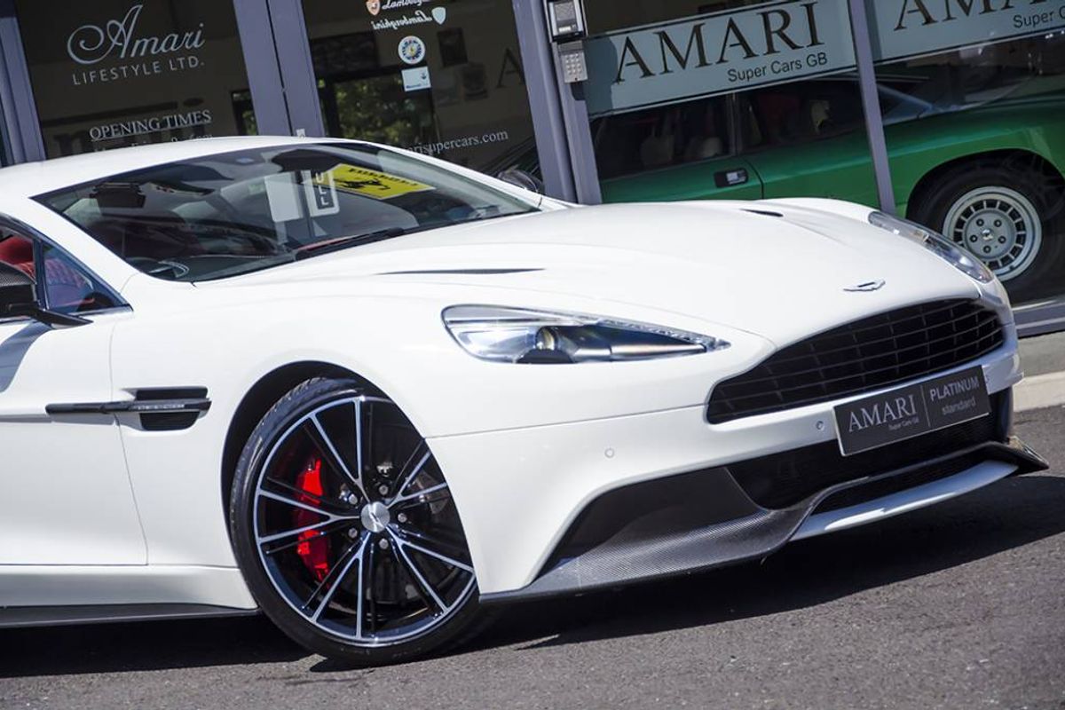 ASTON MARTIN VANQUISH COUPE V12 2+2 Touchtronic Auto