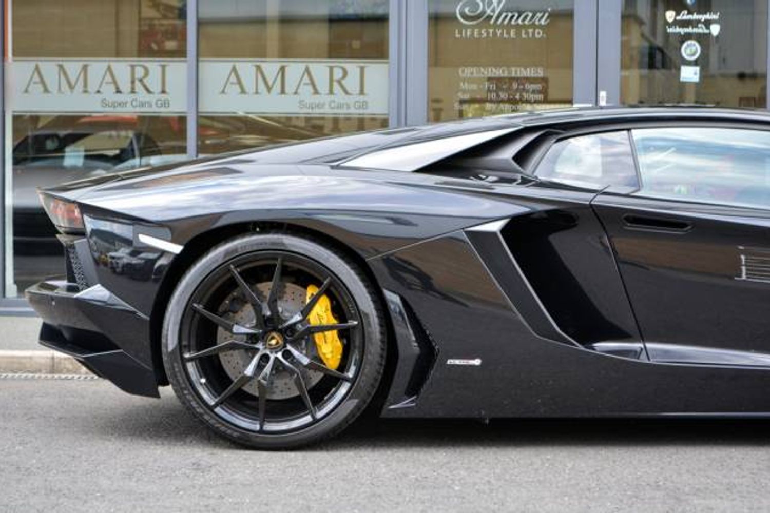 LAMBORGHINI AVENTADOR COUPE LP 700-4 ISR