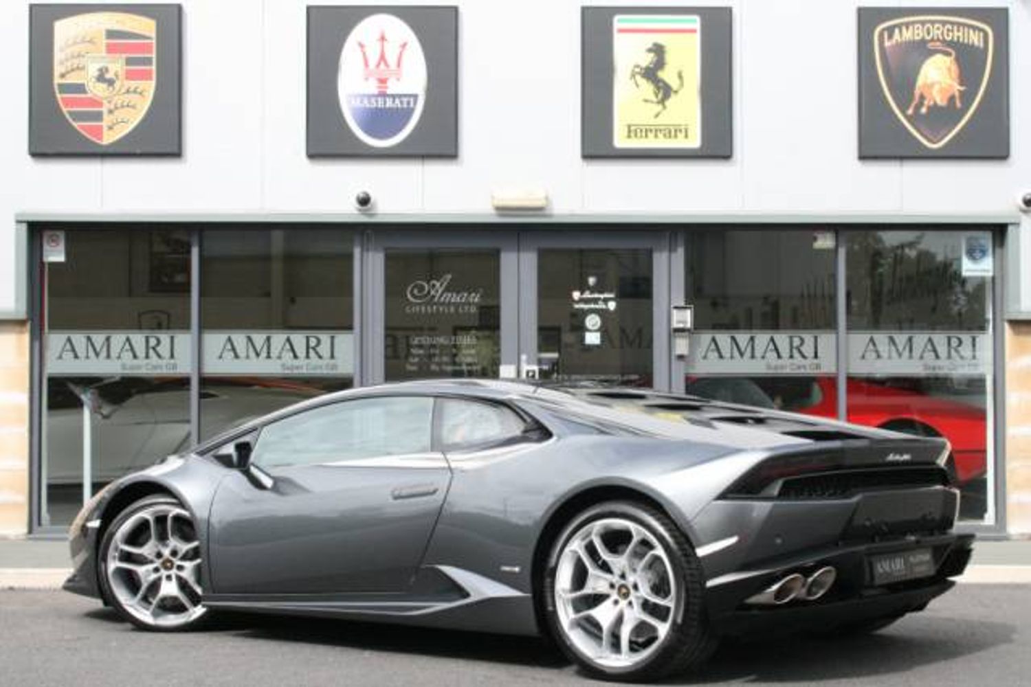 LAMBORGHINI Huracan LP610-4 Early 2015 Delivery