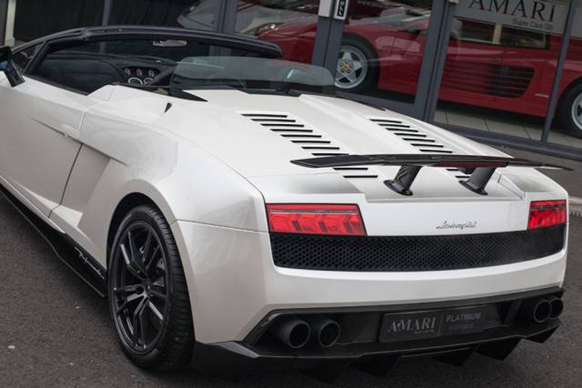 LAMBORGHINI GALLARDO SPYDER LP 570-4 Performante E Gear