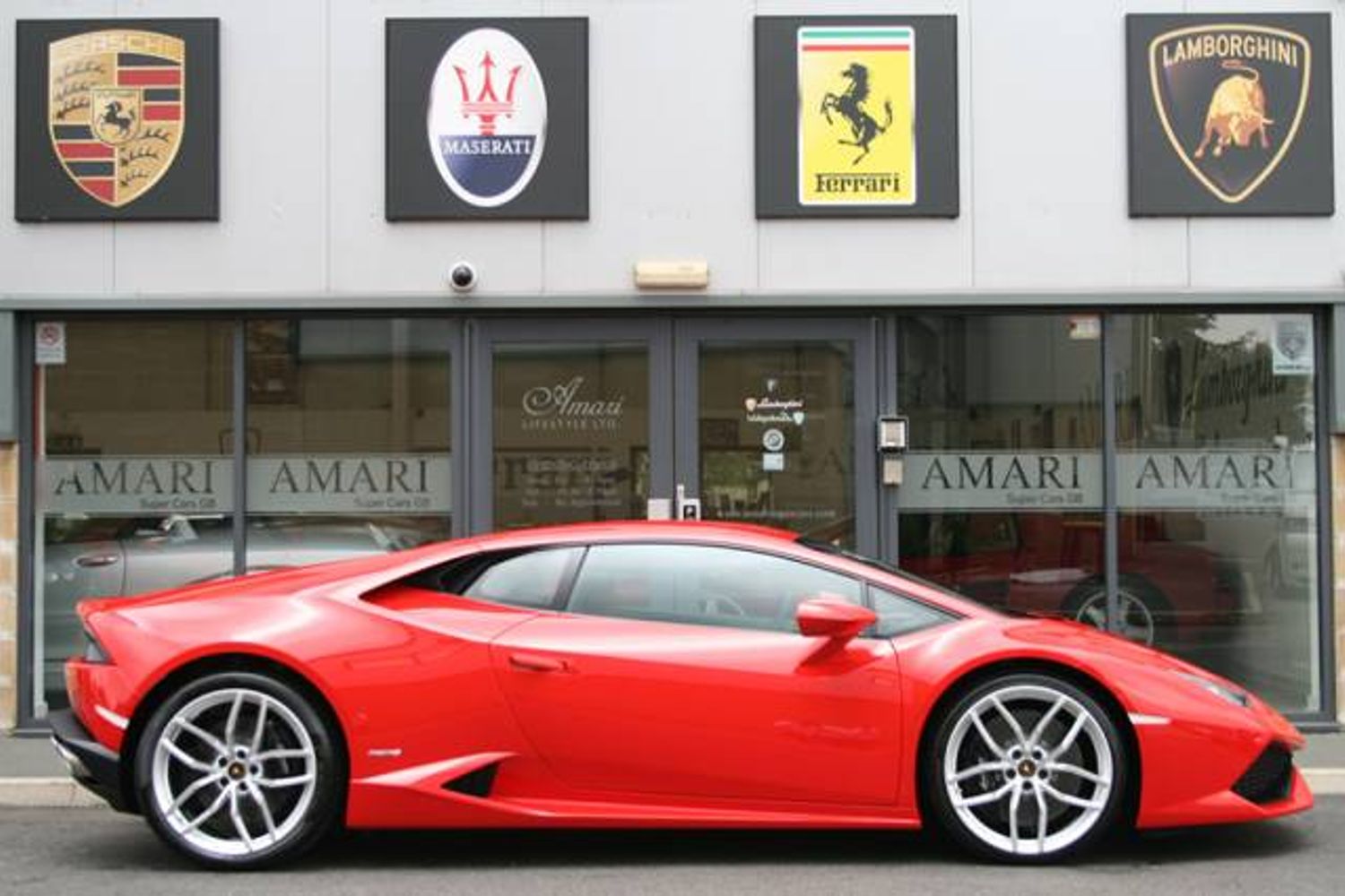 LAMBORGHINI Huracan LP610-4 Early 2015 Delivery