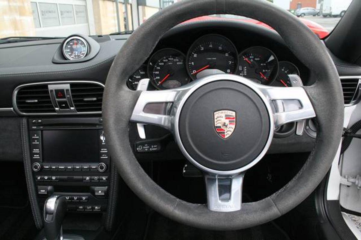 PORSCHE 911 [997] CARRERA CABRIOLET GTS PDK