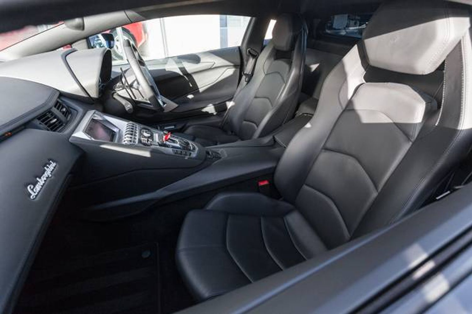 LAMBORGHINI AVENTADOR COUPE LP 700-4 ISR