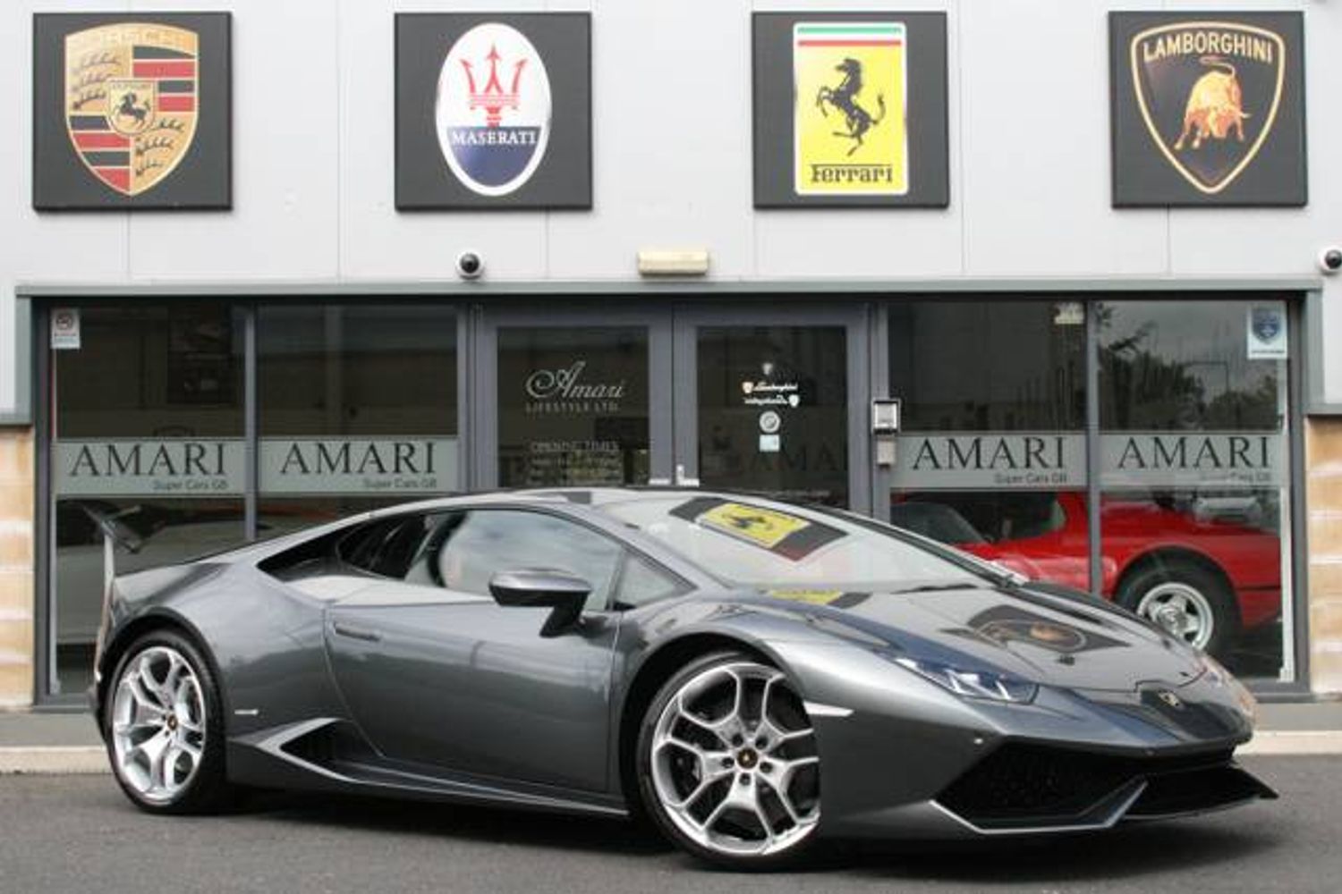 LAMBORGHINI Huracan LP610-4 Early 2015 Delivery