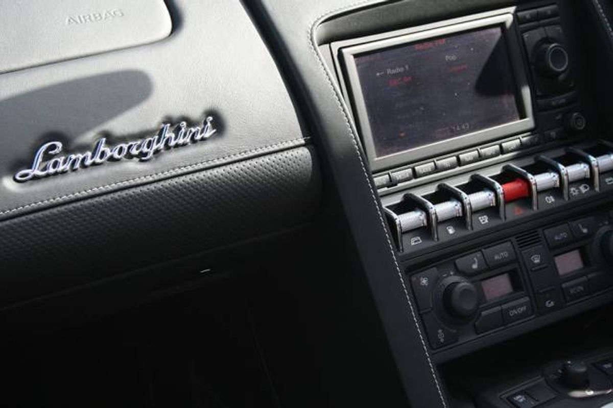 LAMBORGHINI Gallardo LP560-4 Spyder