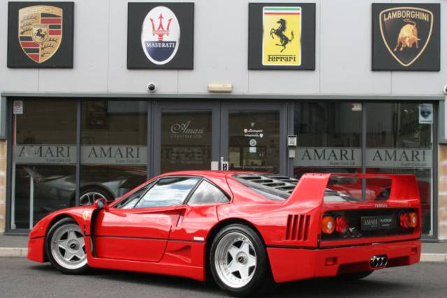 FERRARI F40 COUPE