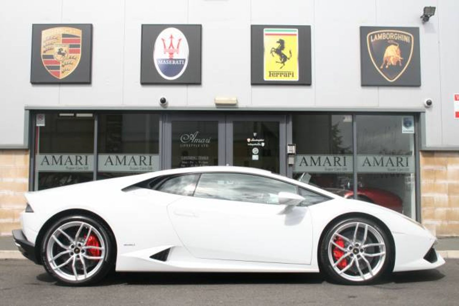 LAMBORGHINI Huracan LP610-4 Early 2015 Delivery