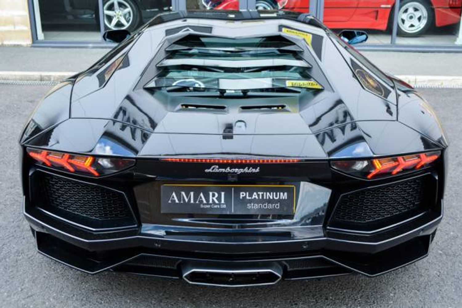 LAMBORGHINI AVENTADOR COUPE LP 700-4 ISR