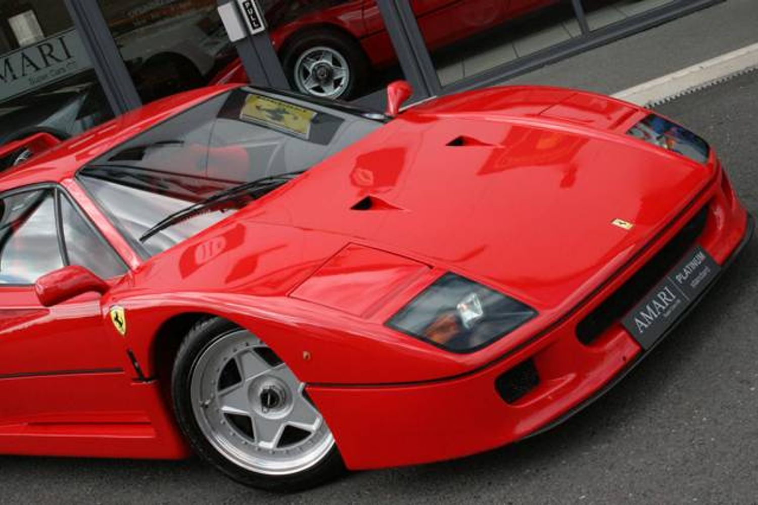 FERRARI F40 COUPE