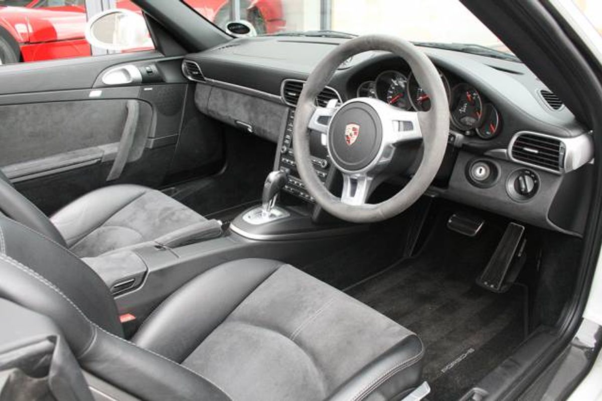 PORSCHE 911 [997] CARRERA CABRIOLET GTS PDK