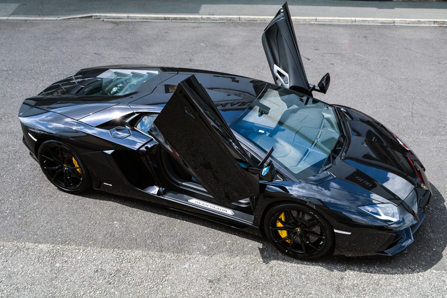 LAMBORGHINI AVENTADOR COUPE LP 700-4 ISR