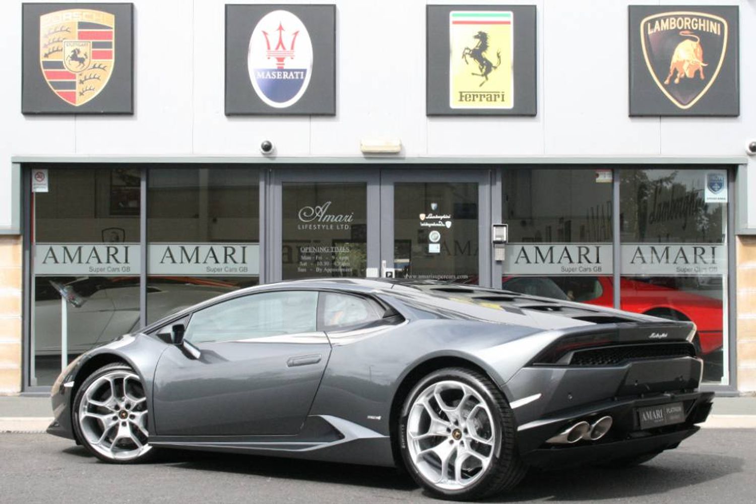 LAMBORGHINI Huracan LP610-4 Early 2015 Delivery