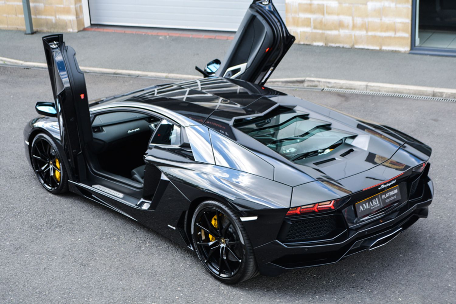 LAMBORGHINI AVENTADOR COUPE LP 700-4 ISR