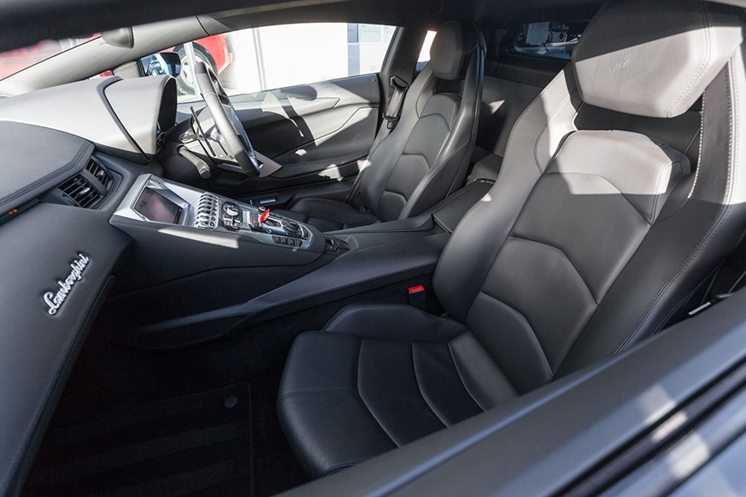 LAMBORGHINI AVENTADOR COUPE LP 700-4 ISR