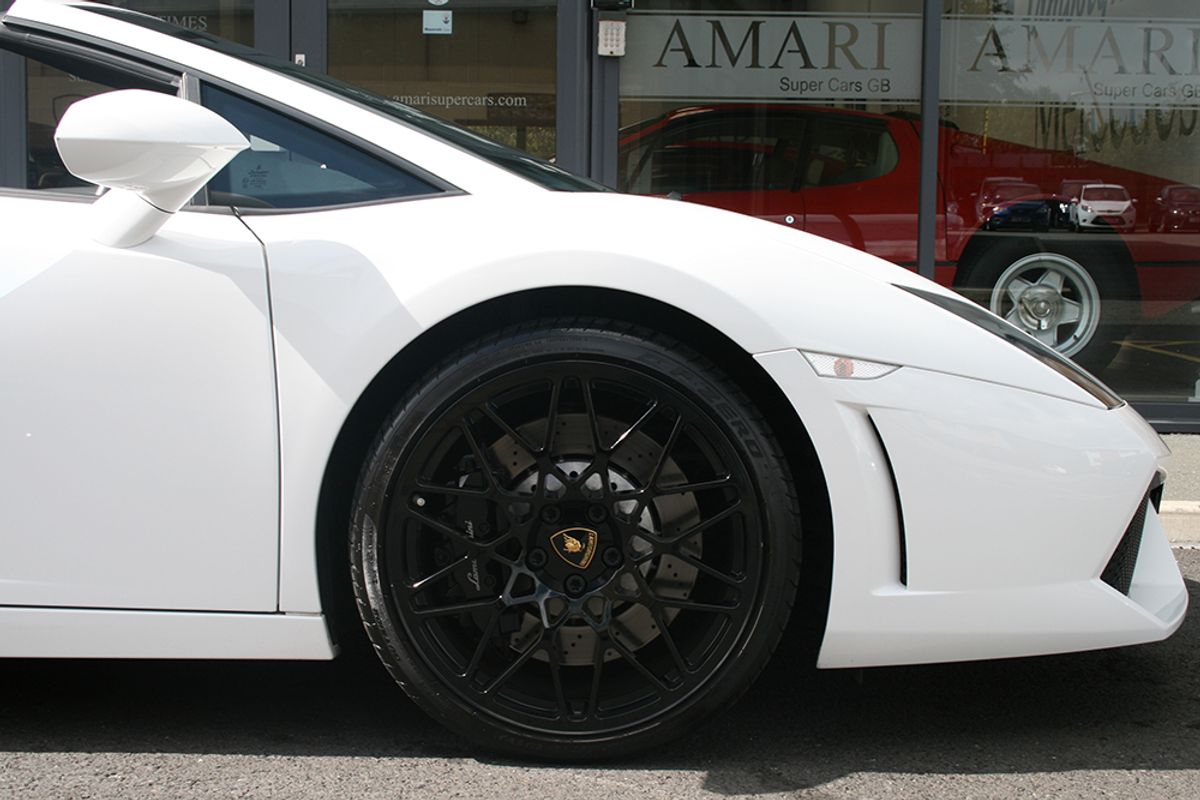 LAMBORGHINI Gallardo LP560-4 Spyder