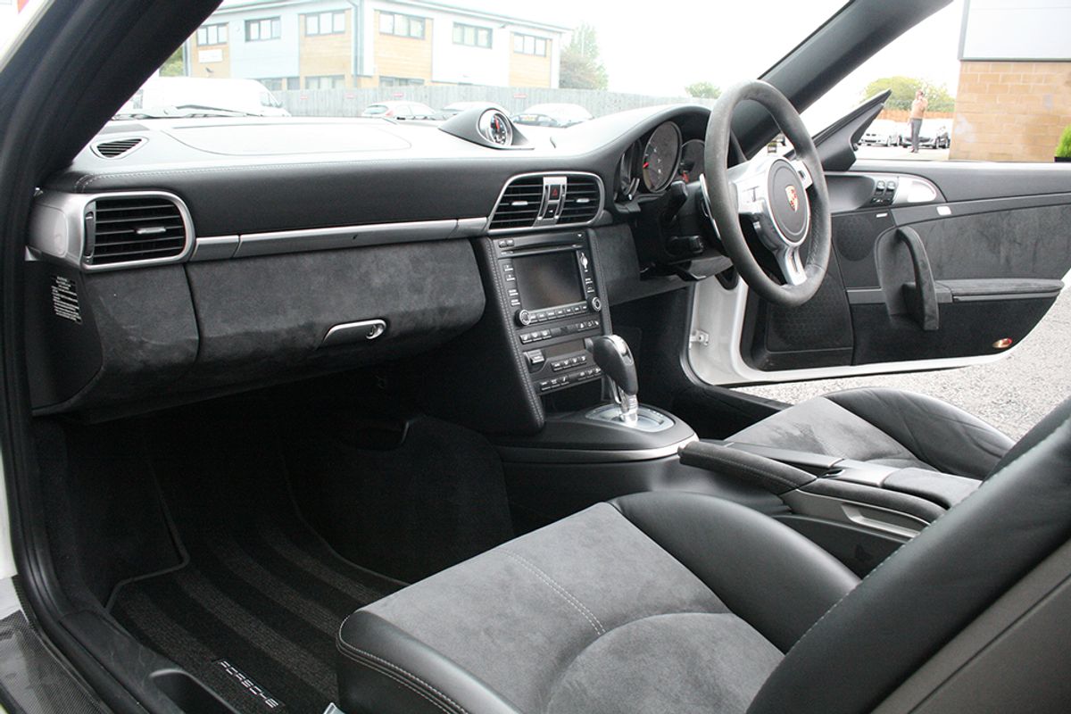 PORSCHE 911 [997] CARRERA CABRIOLET GTS PDK