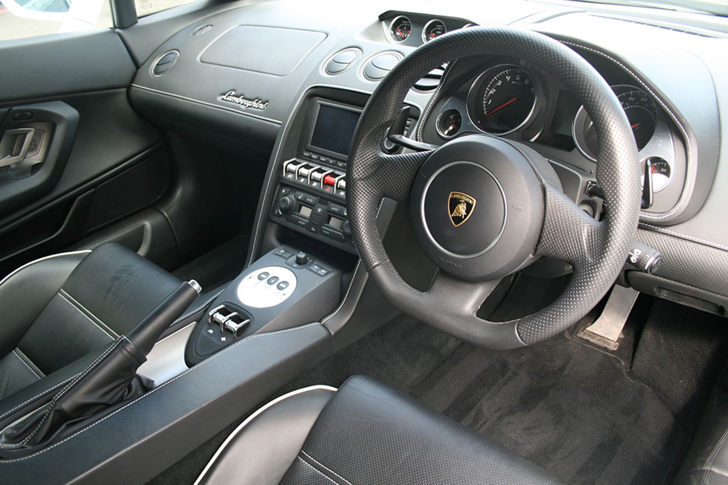 LAMBORGHINI Gallardo LP560-4 Spyder