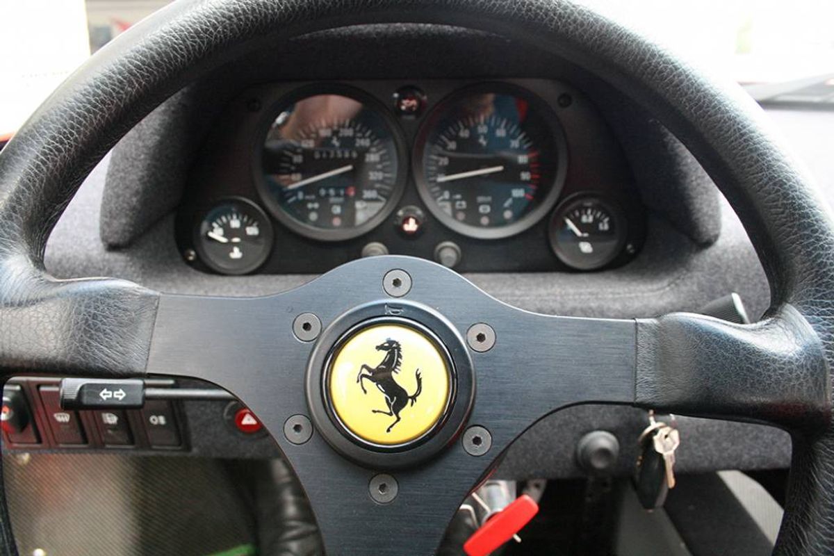 FERRARI F40 COUPE