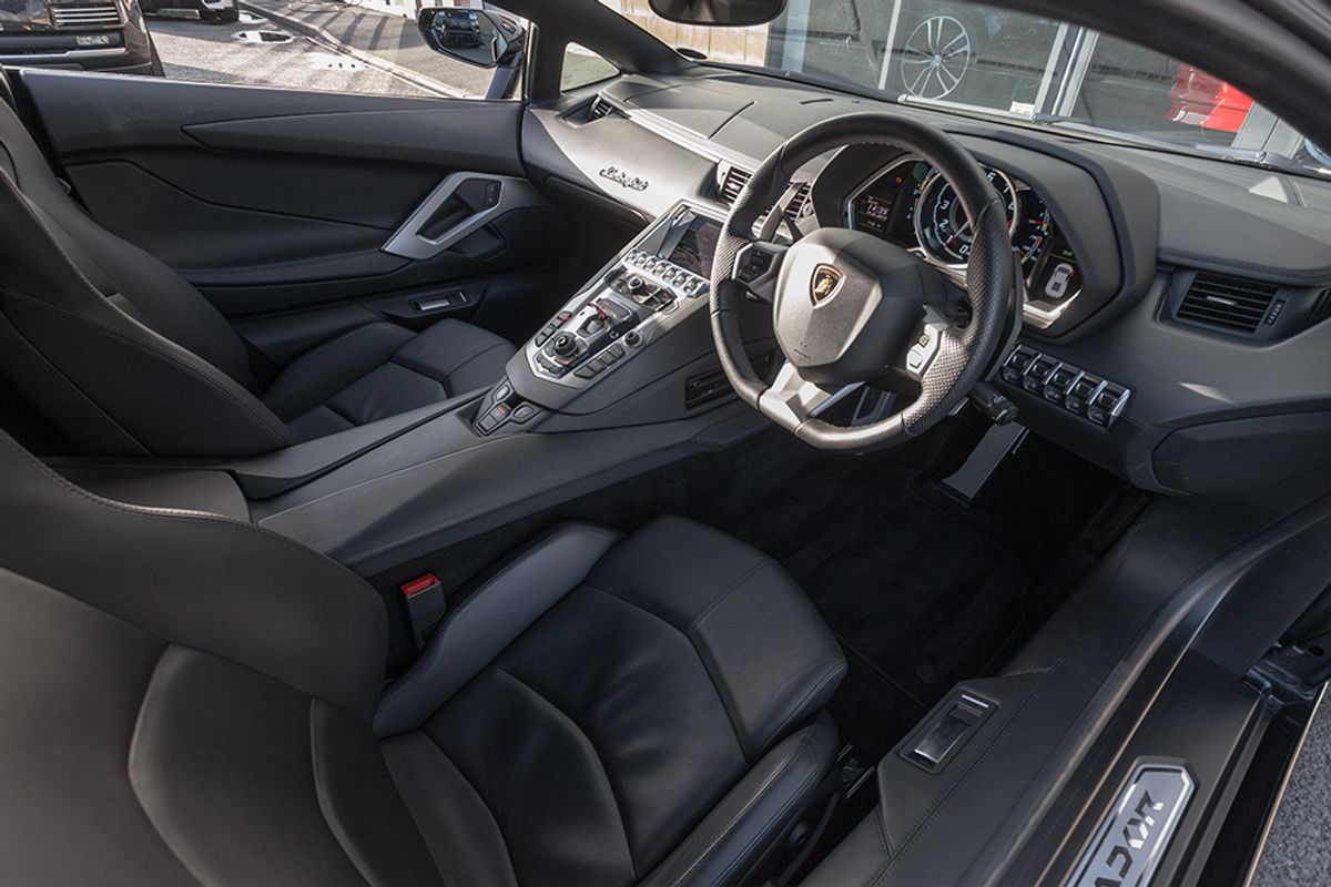 LAMBORGHINI AVENTADOR COUPE LP 700-4 ISR