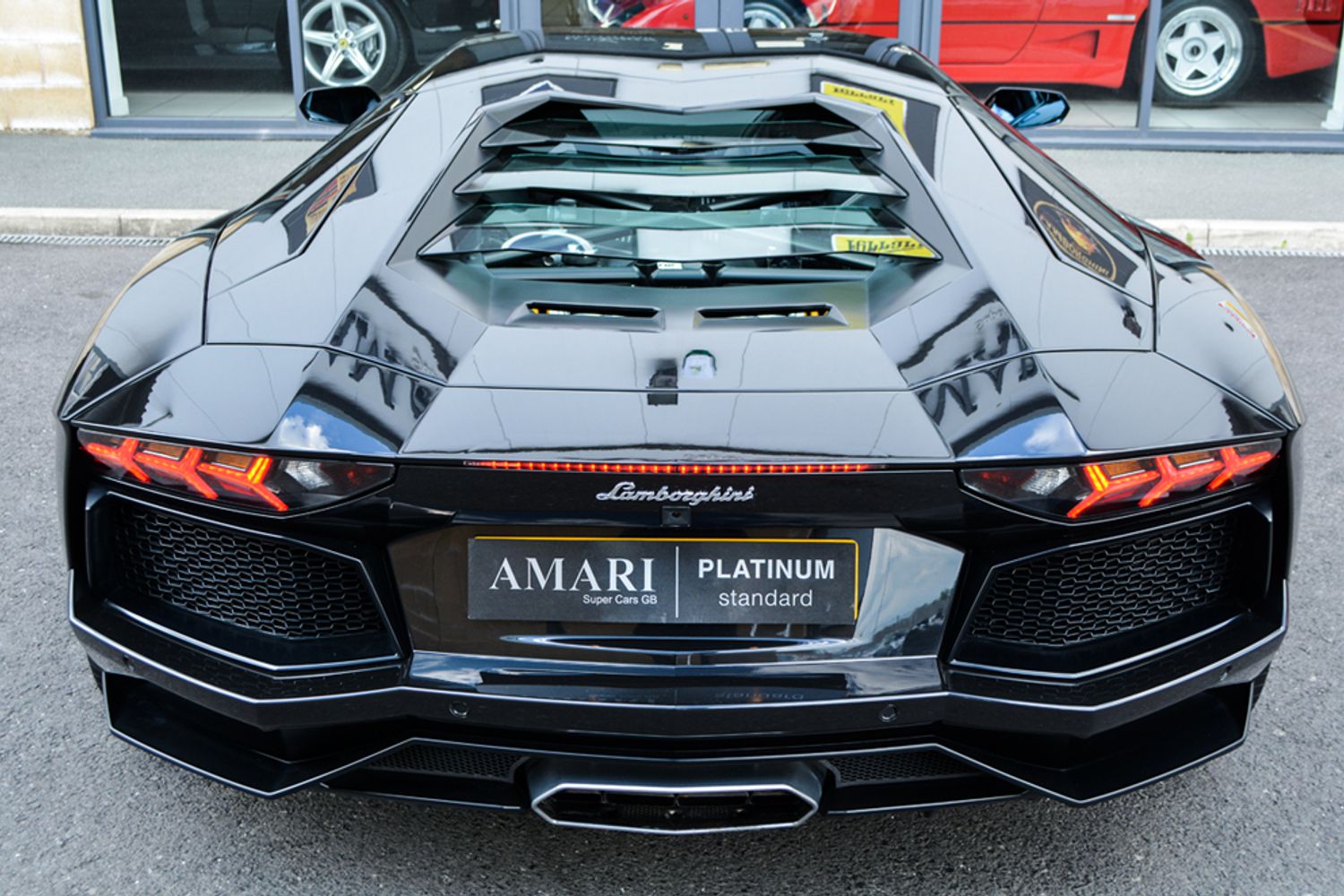 LAMBORGHINI AVENTADOR COUPE LP 700-4 ISR