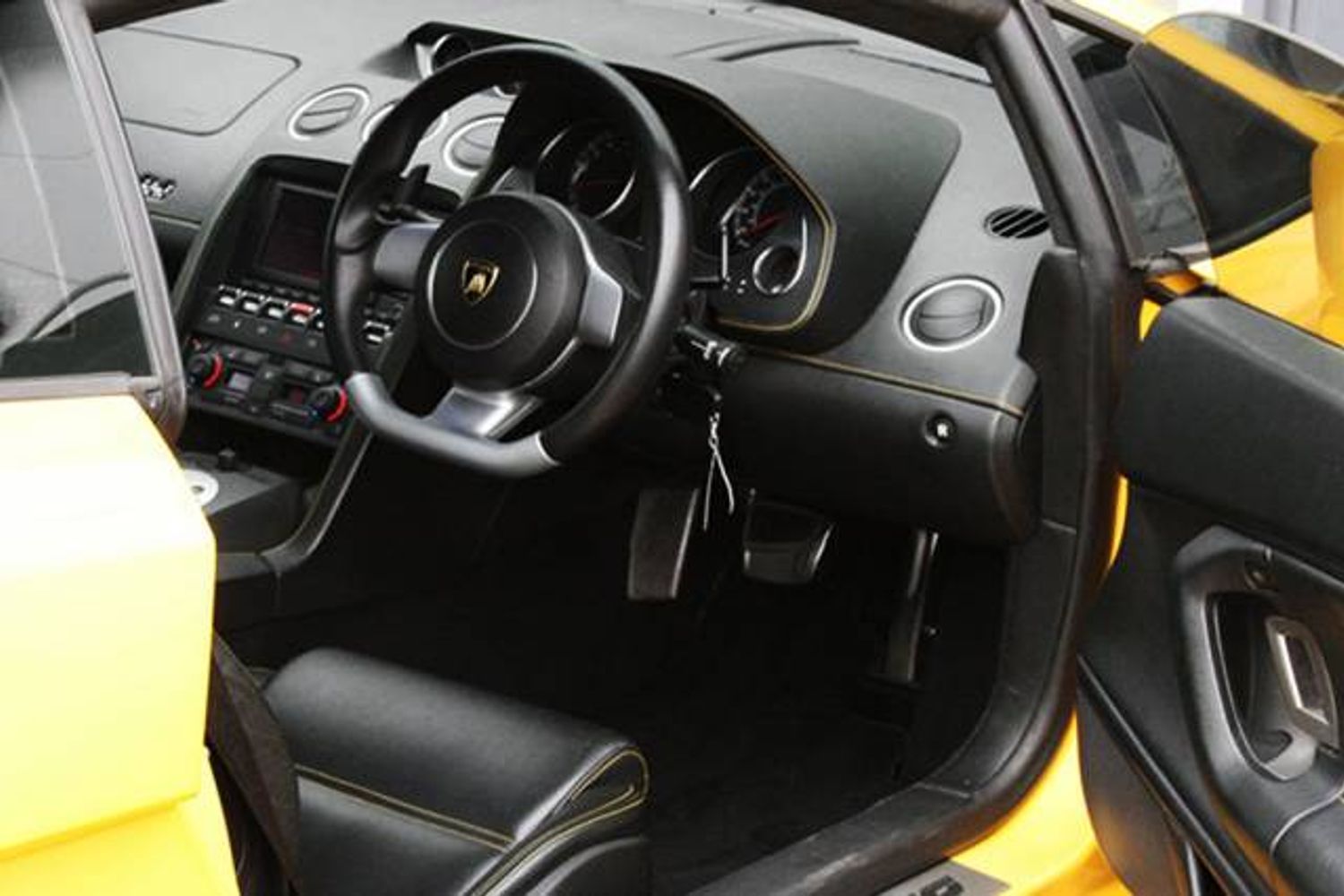 LAMBORGHINI Gallardo Coupe