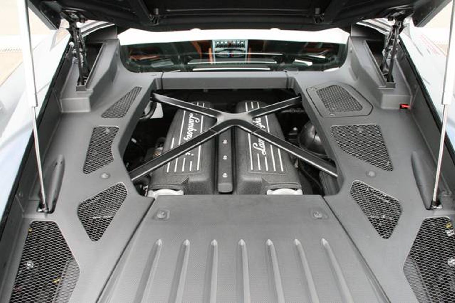LAMBORGHINI HURACAN COUPE LP 610-4 LDF