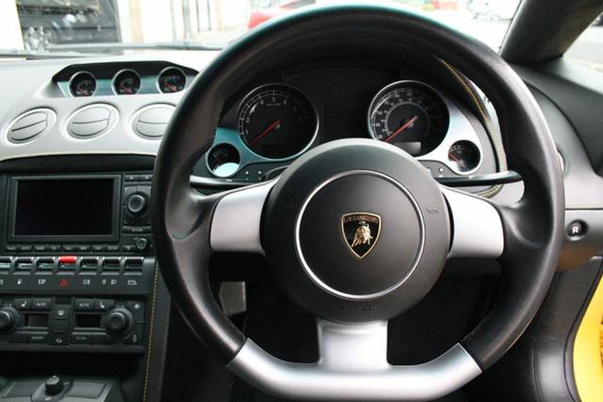 LAMBORGHINI Gallardo Coupe