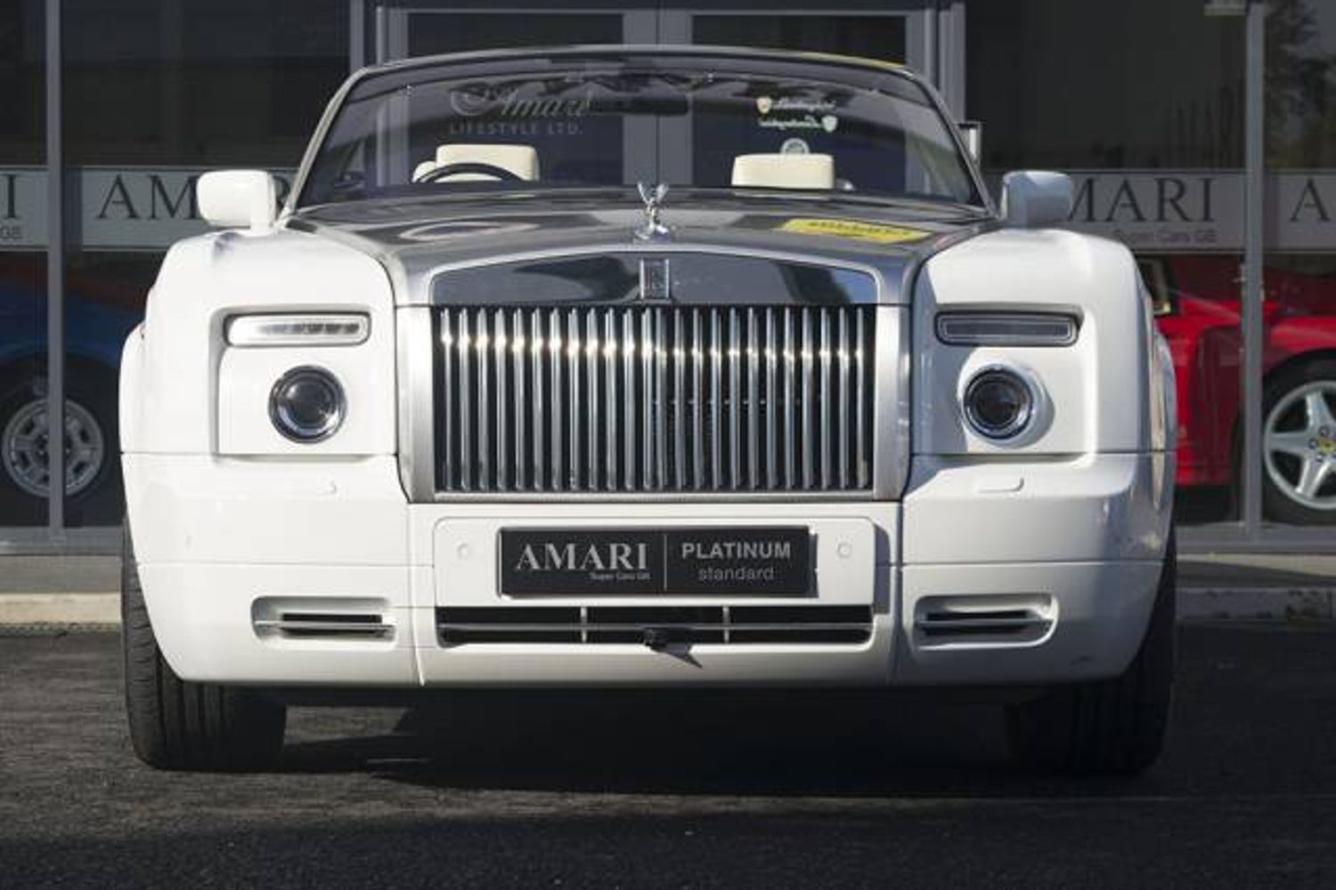 ROLLS-ROYCE PHANTOM DROPHEAD COUPE 2dr Auto