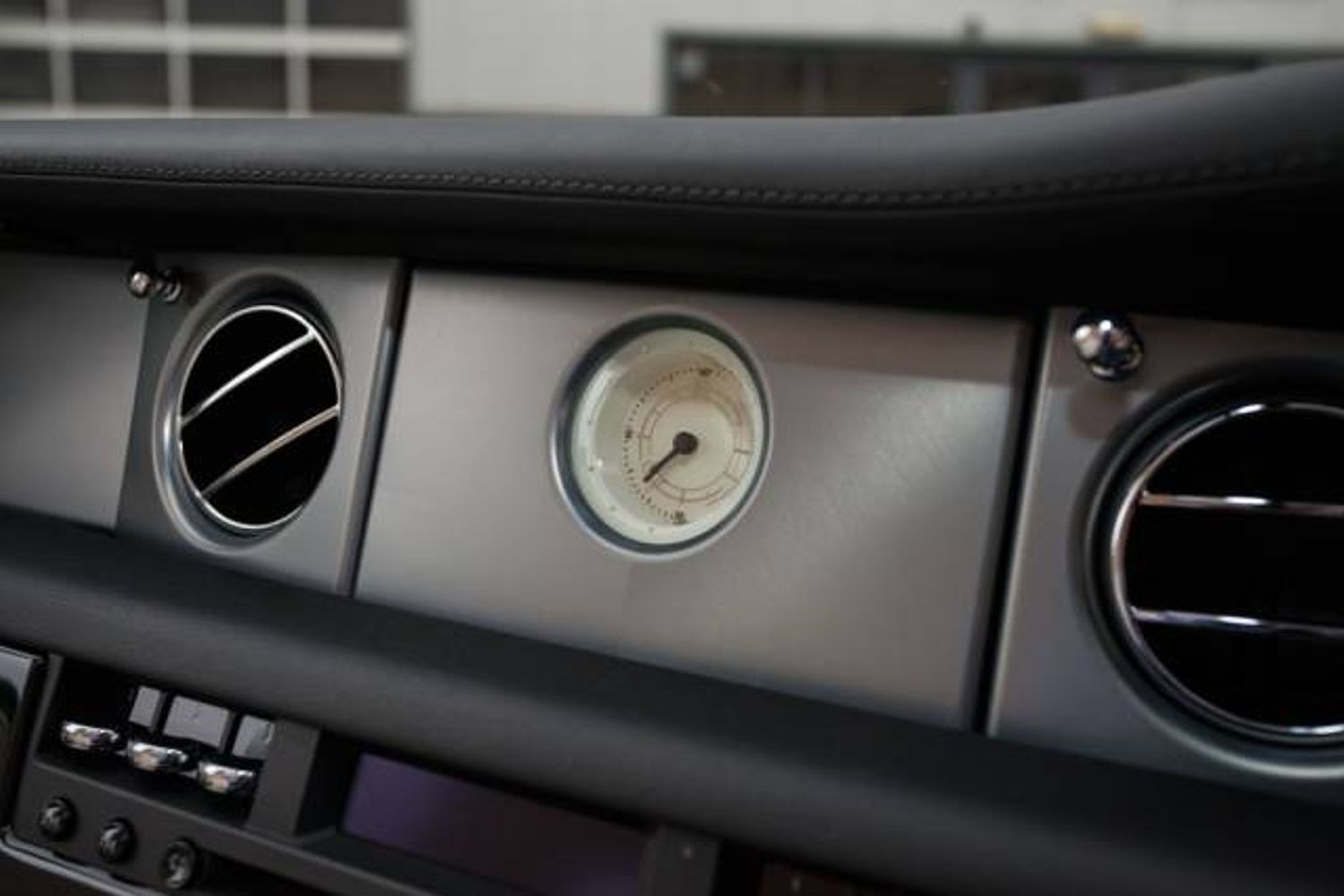ROLLS-ROYCE PHANTOM DROPHEAD COUPE 2dr Auto