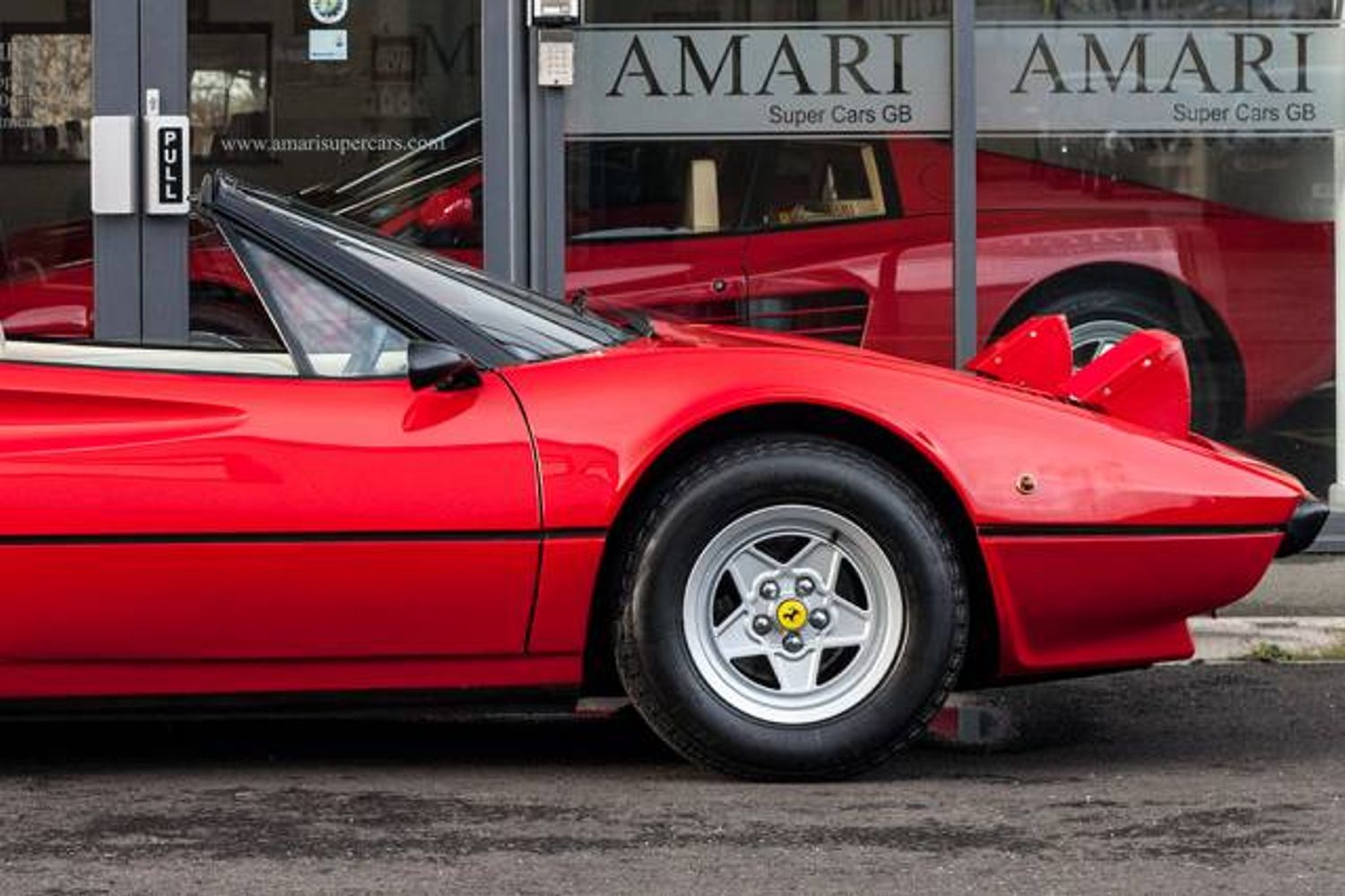 FERRARI 308 GTS