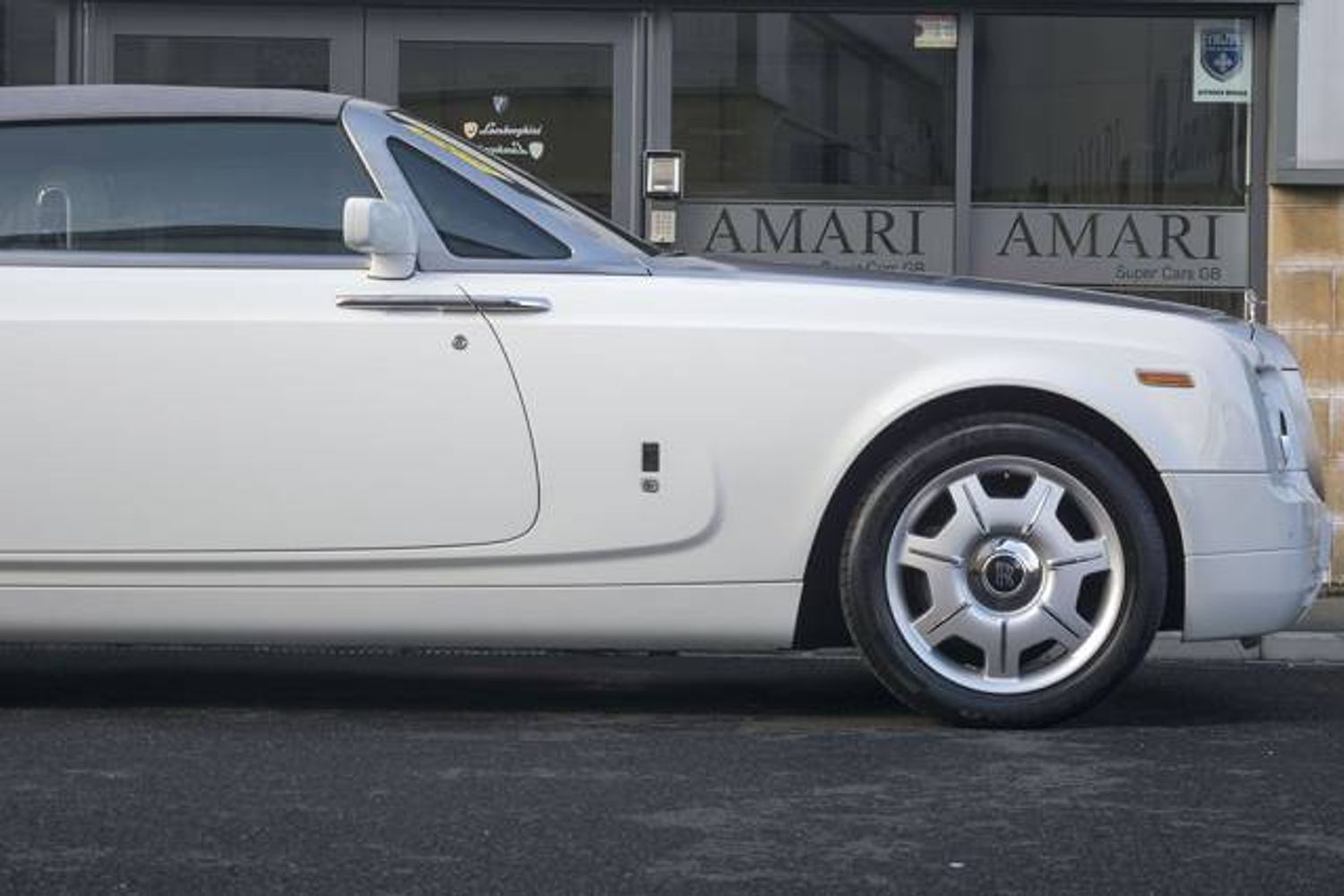 ROLLS-ROYCE PHANTOM DROPHEAD COUPE 2dr Auto