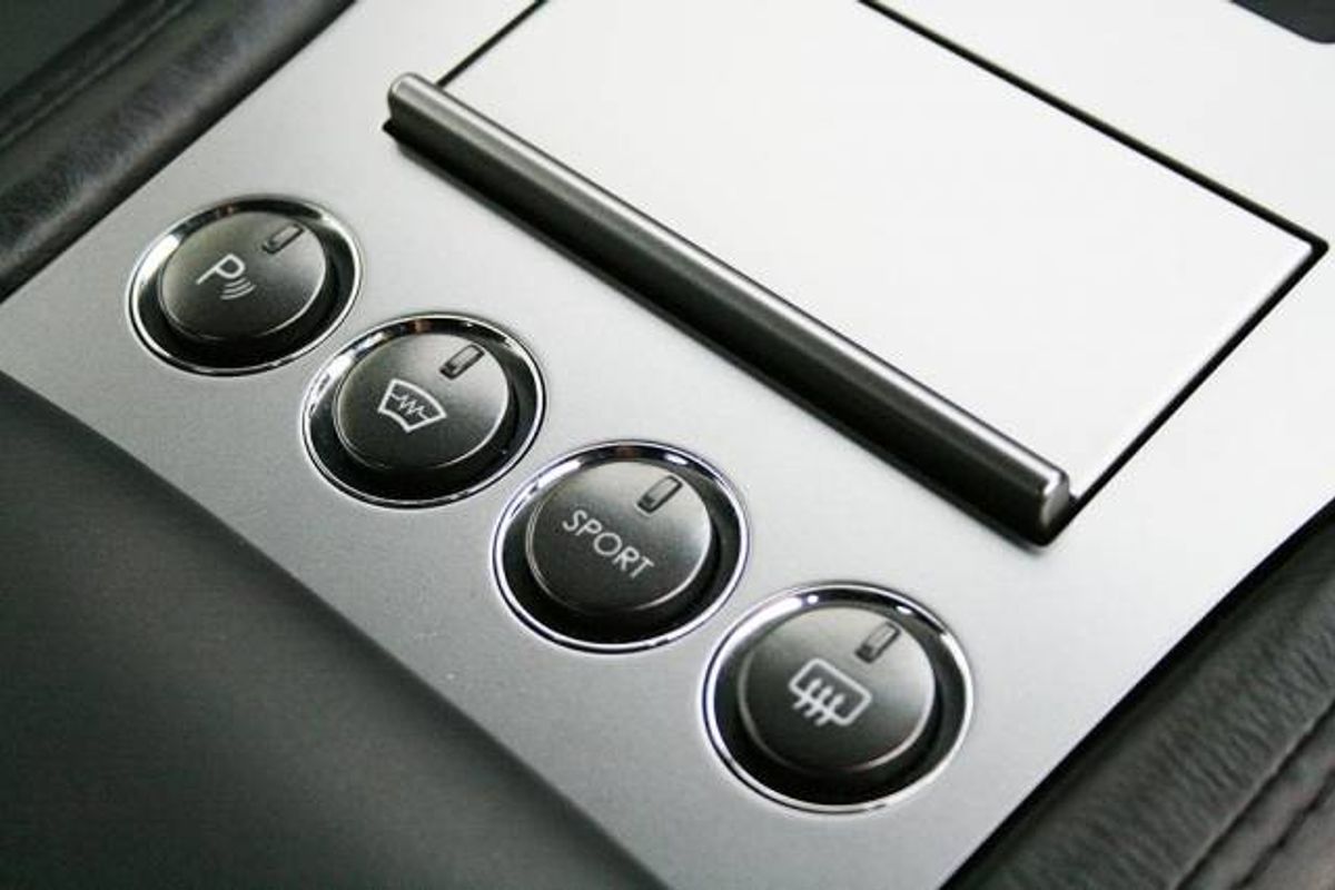 ASTON MARTIN DB9 COUPE V12 Touchtronic Auto