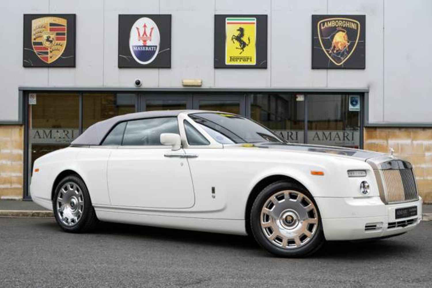 ROLLS-ROYCE PHANTOM DROPHEAD COUPE 2dr Auto