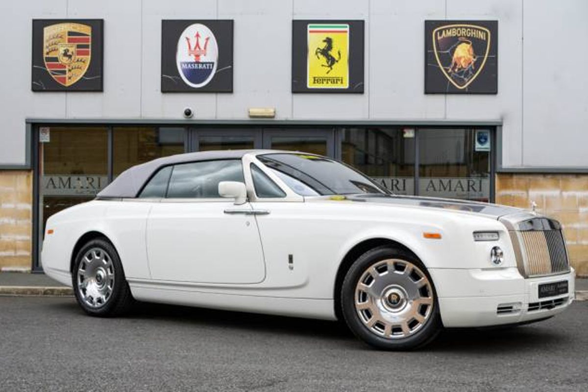ROLLS-ROYCE PHANTOM DROPHEAD COUPE 2dr Auto