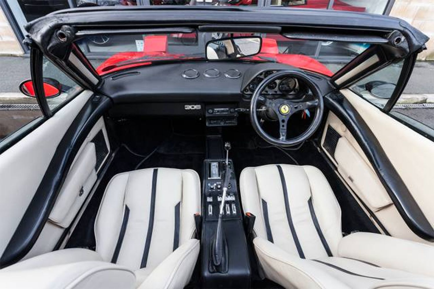 FERRARI 308 GTS