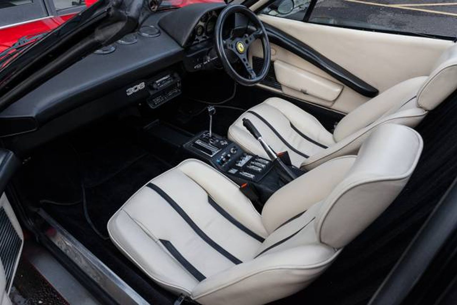 FERRARI 308 GTS
